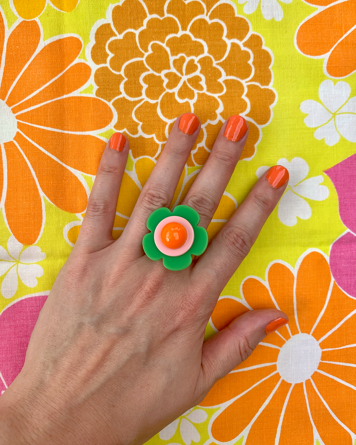 Memphis Bloom Ring (Apple/Blossom)